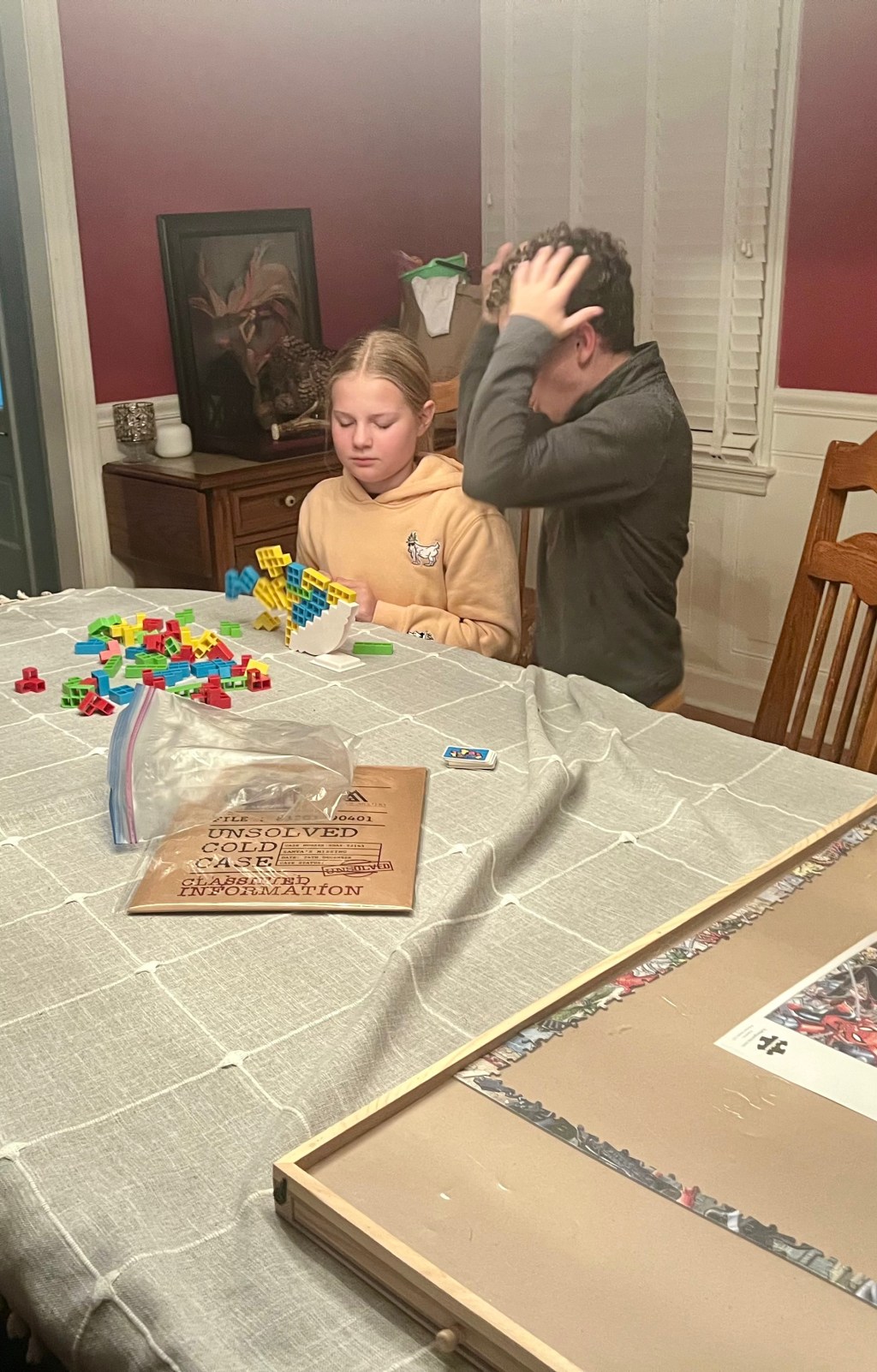 Locking Apps and Dusting Baseboards: A Thanksgiving Break&nbsp;Plan